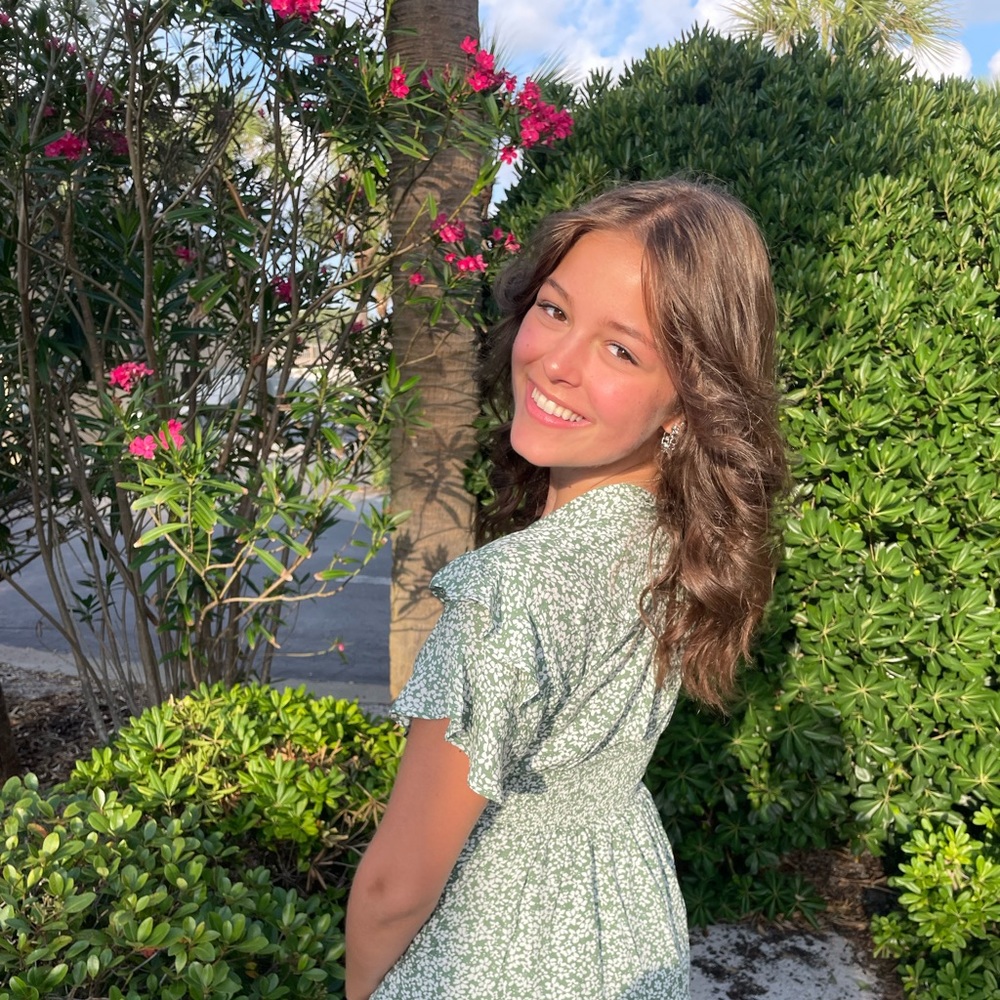 Meet your Posher, Emily